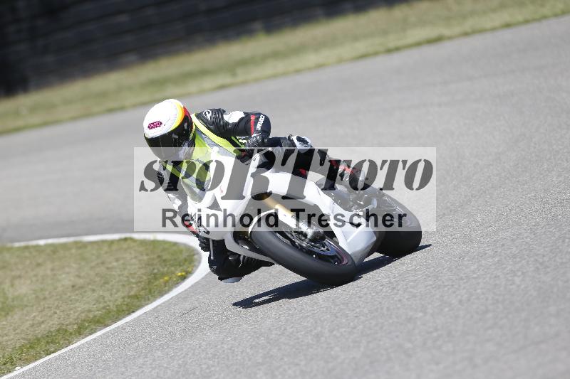 /15 22.05.2026  Plüss Moto Sport  Discover the Bike ADR /Gruppe rot - Race 3/383
